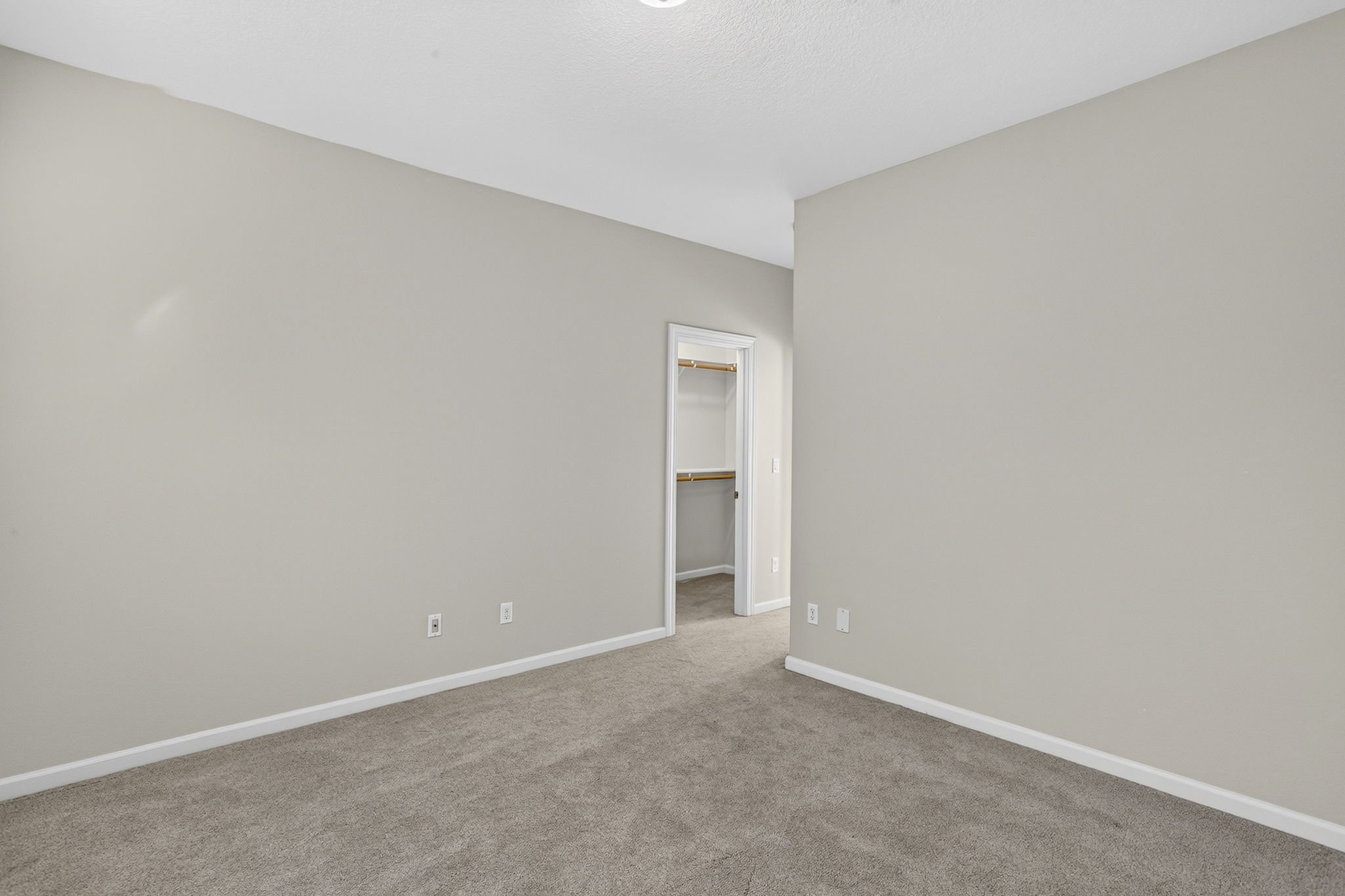 11368 NW Pumpkin Ct - SE Bedroom