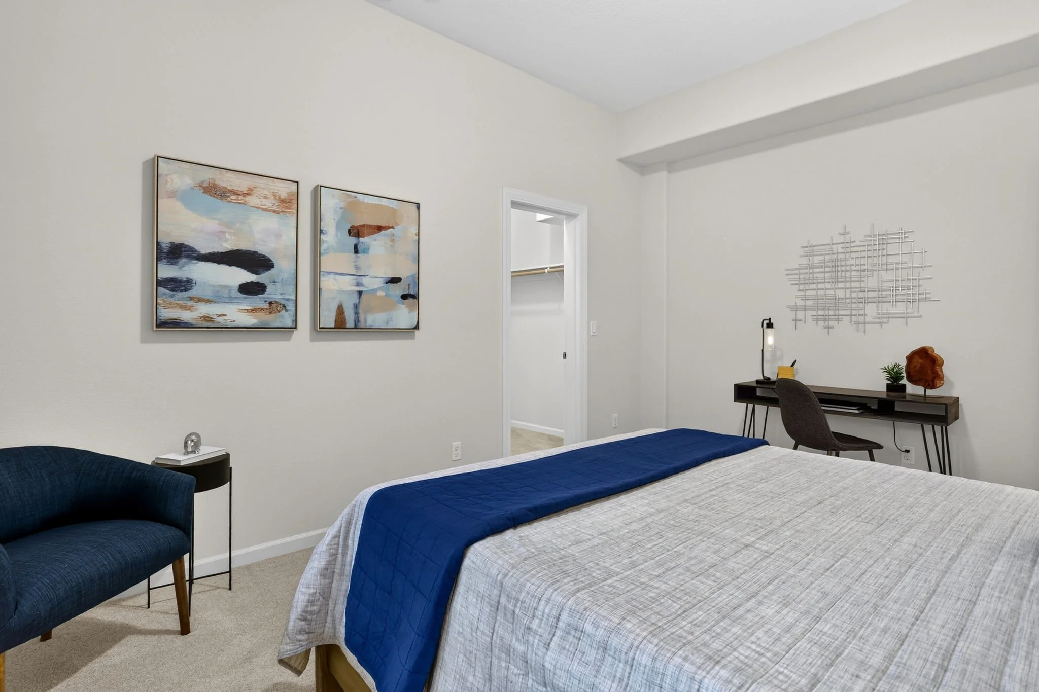 11368 NW Pumpkin Ct - Plenty of Space for a Desk in Downstairs Bedroom