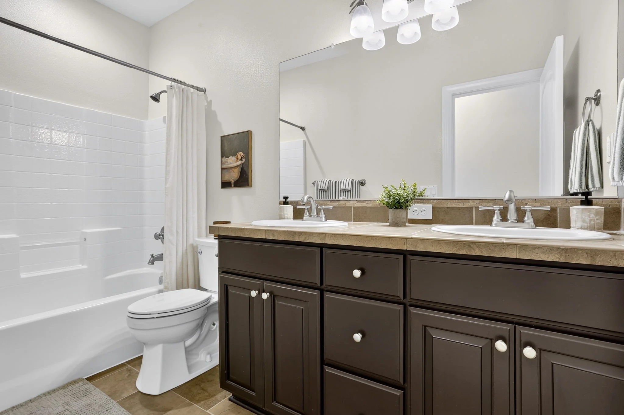 11368 NW Pumpkin Ct - Upstairs Main Bath