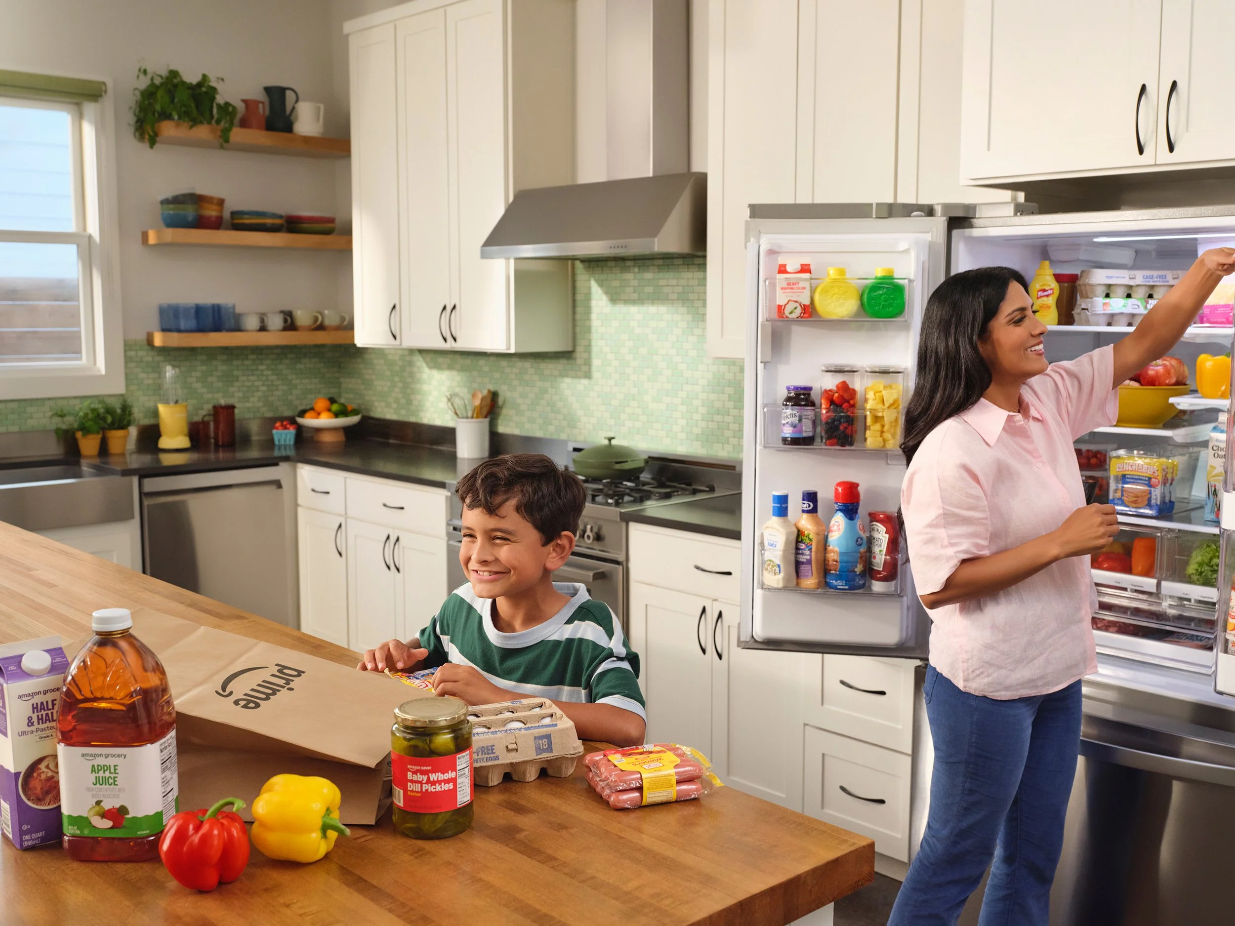2025_AMZ-Fresh_Oct_EVGN-BrandRefresh_Photo-06_Homeowner_Fridge_0129-final.jpg