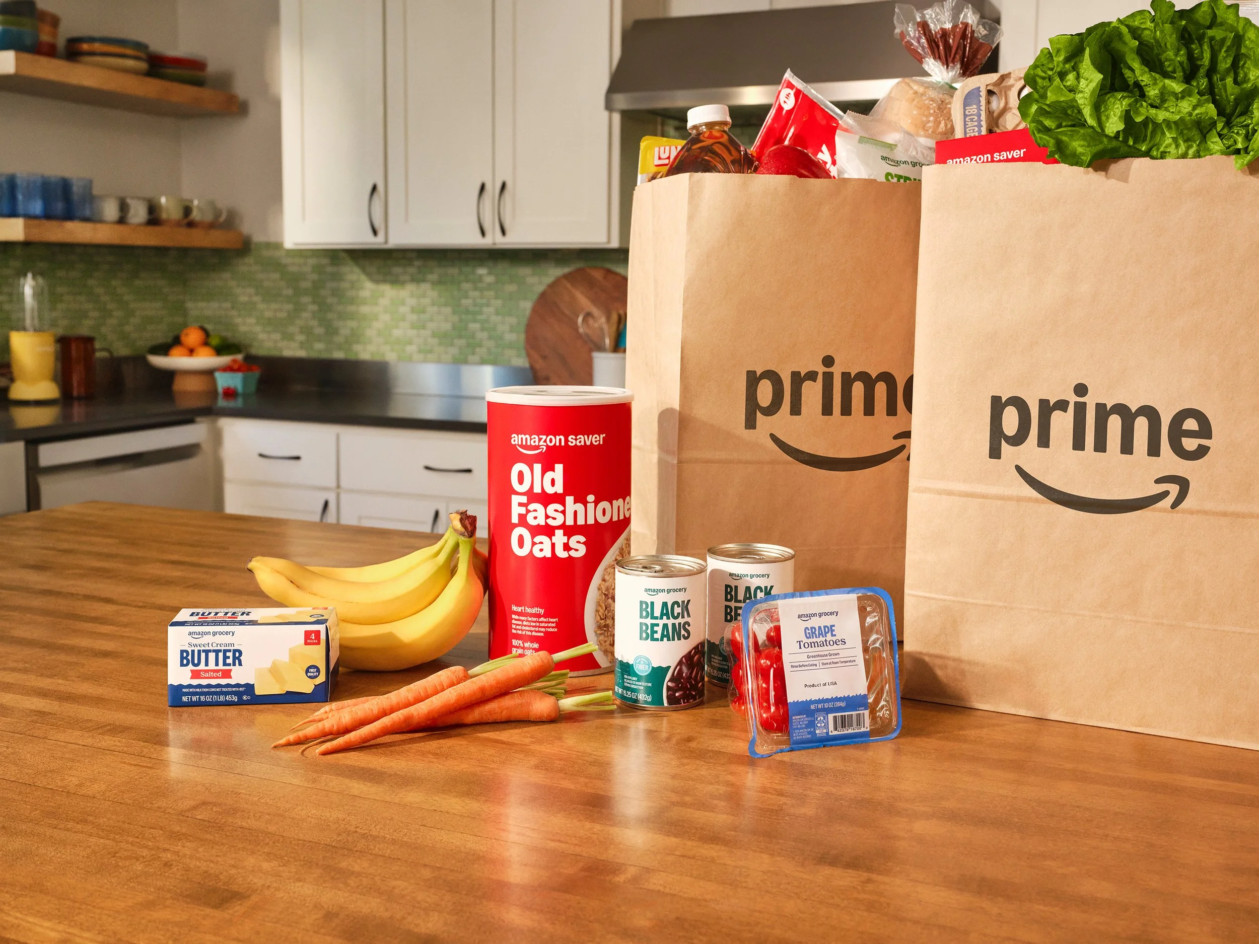 2025_AMZ-Fresh_Oct_EVGN-BrandRefresh_Photo-07_GroceryBag_KitchenCountertop_0012-final.jpg