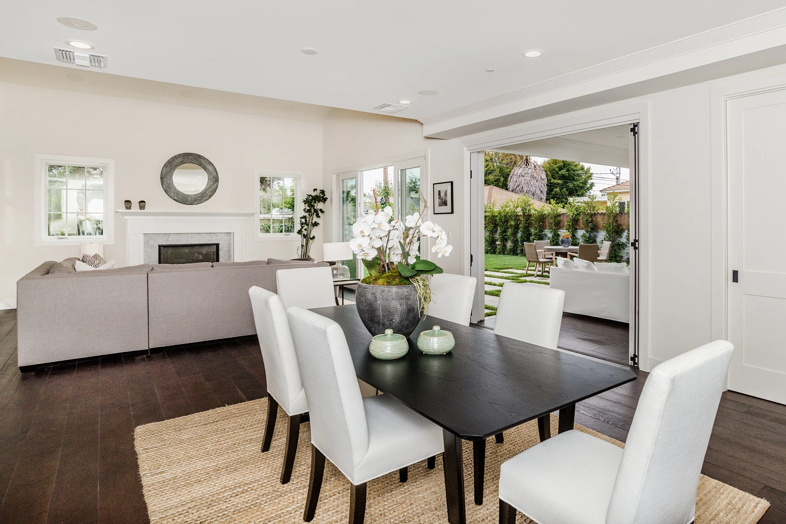 8057AltavanAve-008.jpg