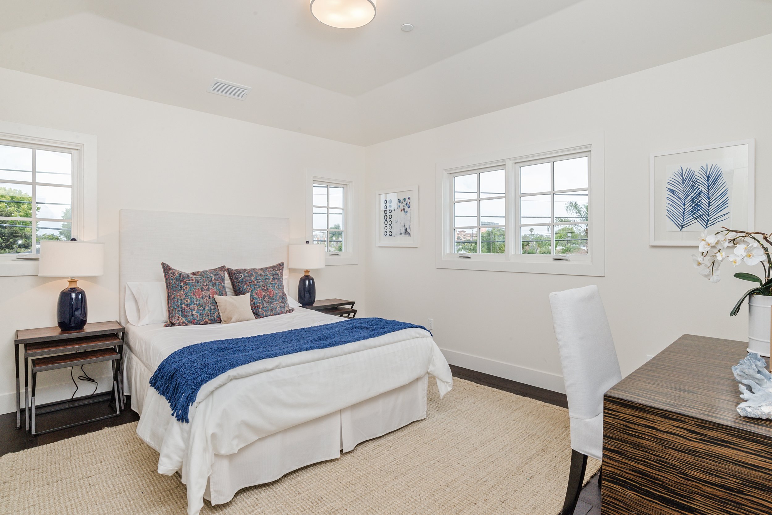 8057AltavanAve-015.jpg