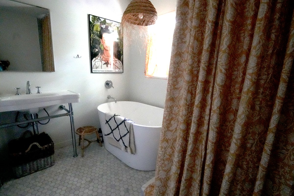 master bath 200.jpg