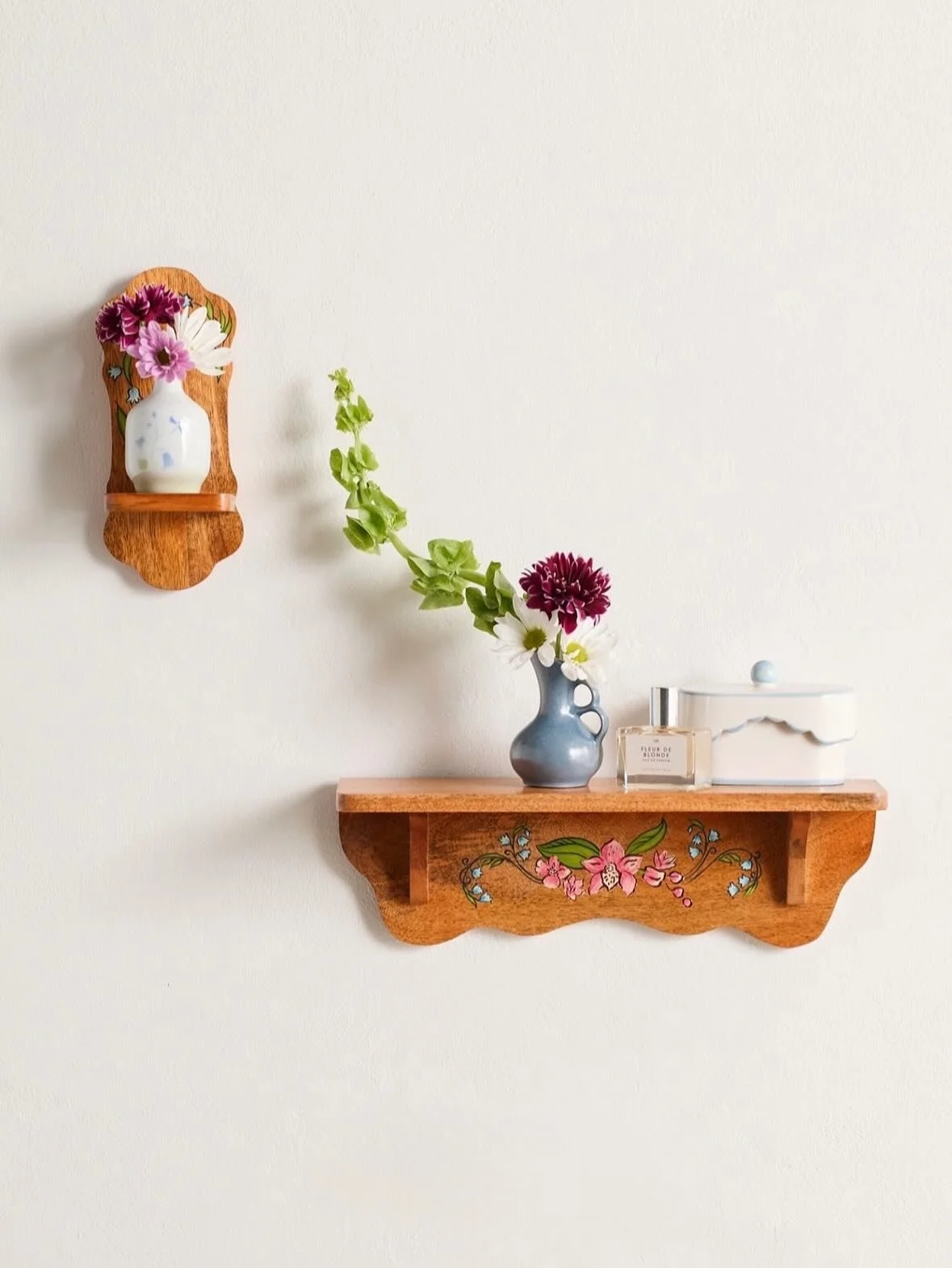 Lilah Painted Floral Wall Shelves designed for @urbanoutfittershome 

#shelving #handpainted #urbanoutfitters #productdesign #furnituredesign