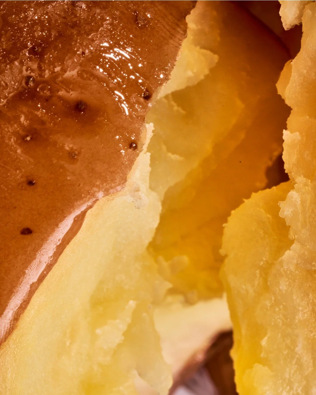 Nothing to see here, just one beautiful, buttery spud 🧈

#SpudBAR #glutenfree #LoadedSpud