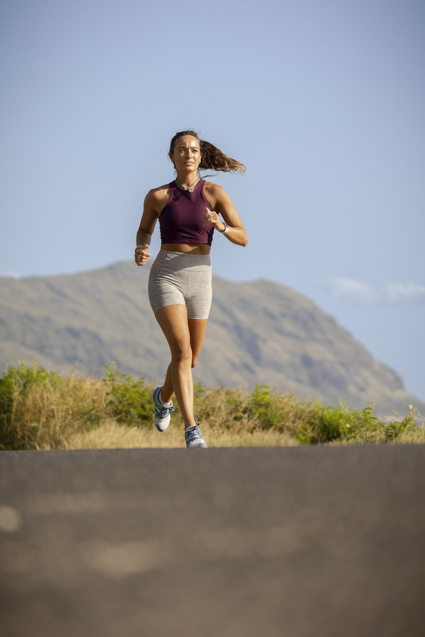 Strategic-content-marketing-Xero-shoes-running-mountains-road.jpg