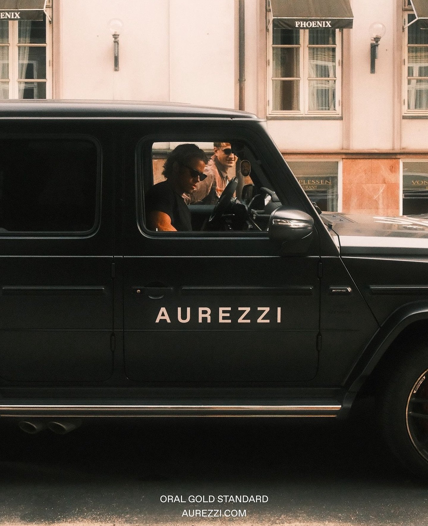 Project 099 - Aurezzi Seasonal Campaign

&ldquo;Main character moment.&rdquo;

Campaigns often have a clear and appealing message, along with a creative approach and precise targeting of the target audience. 

Measuring results is essential to assess