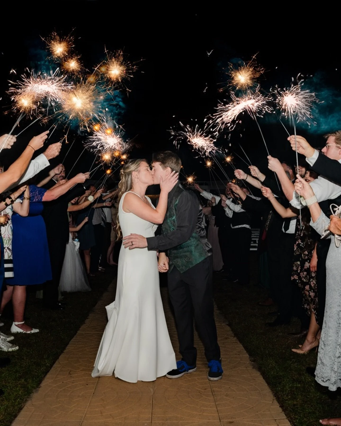 ✨ You &amp; Me ✨

Venue @malachimeadowsnc 
Florals @amongthewildflowersfloral 
Photography @seastheday.events 
Second shooter @brendabrinsonphotography