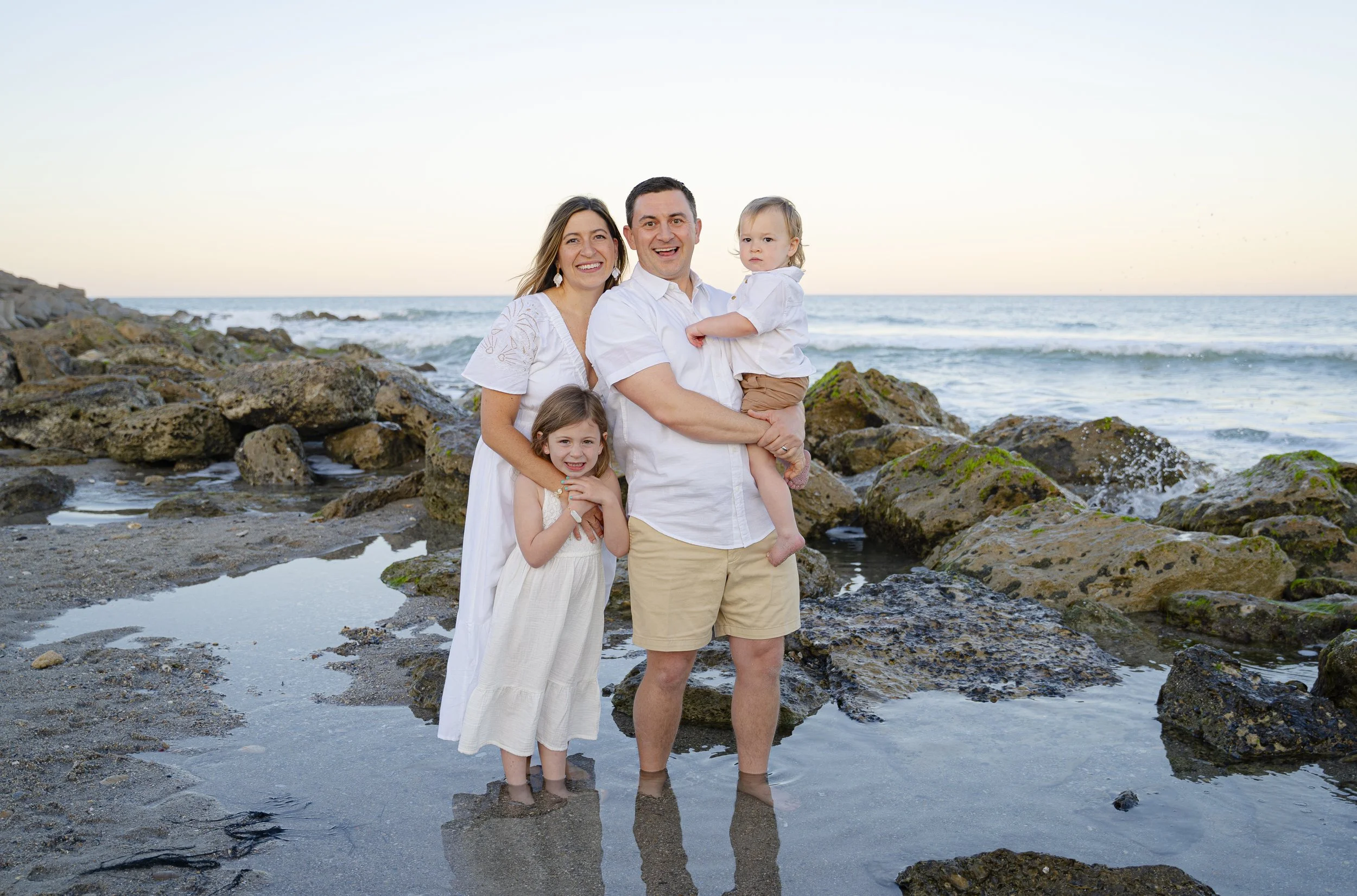 Beach family photographer near me