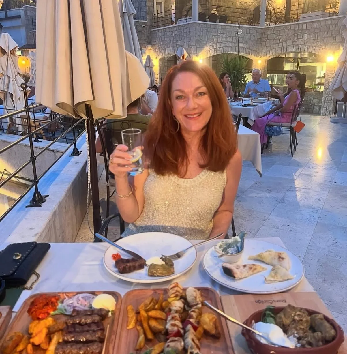 Happy birthday to my business partner and founder of Stella Interiors @tracey.lee68 

Enjoy your birthday in Paris 🇫🇷