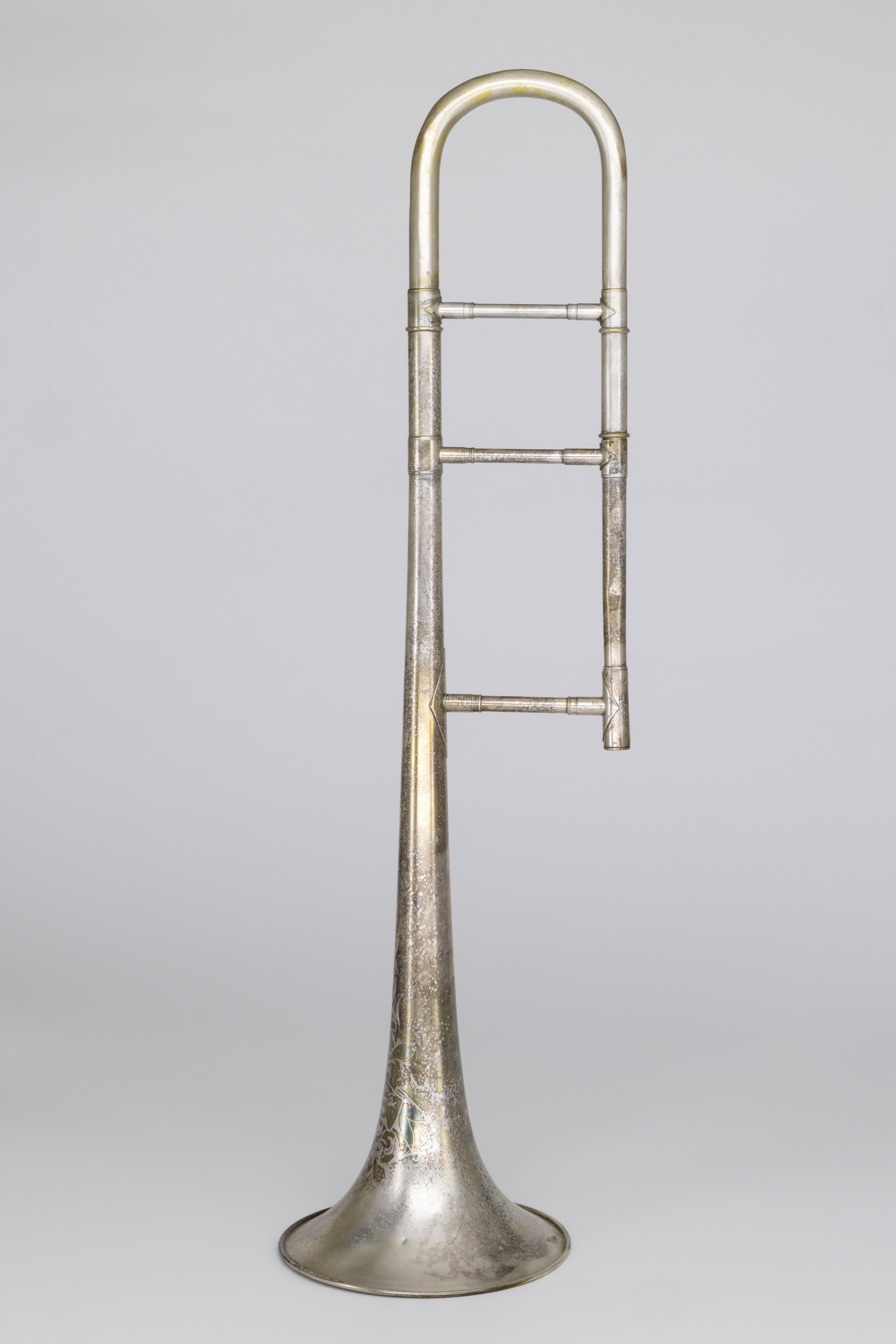 GL-230_A4-19_1915_Conn_Artist_Tenor-Trombone_9070