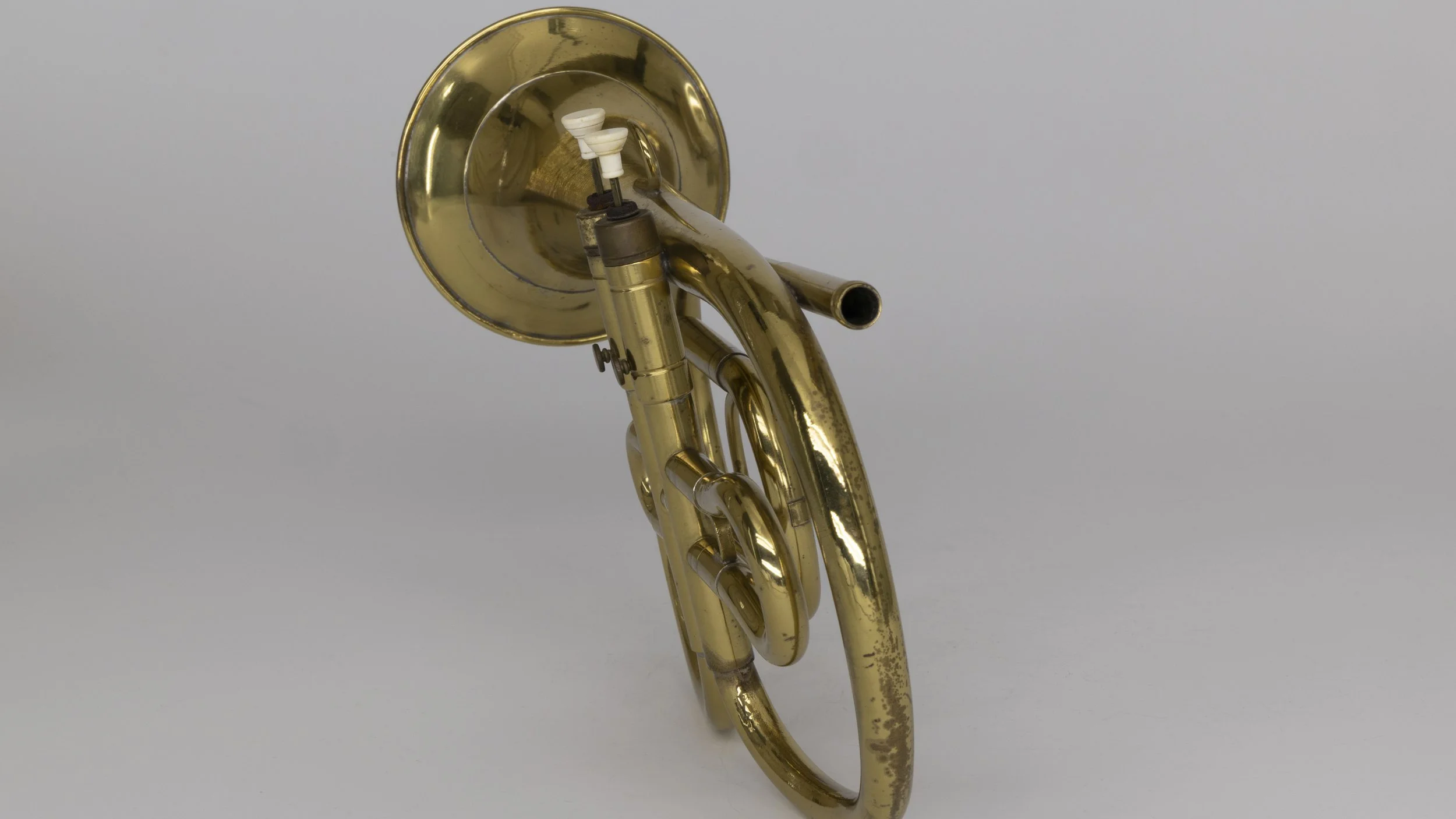 GL-042_A2-02_Unknown_Two-Valve_Trumpet_3274