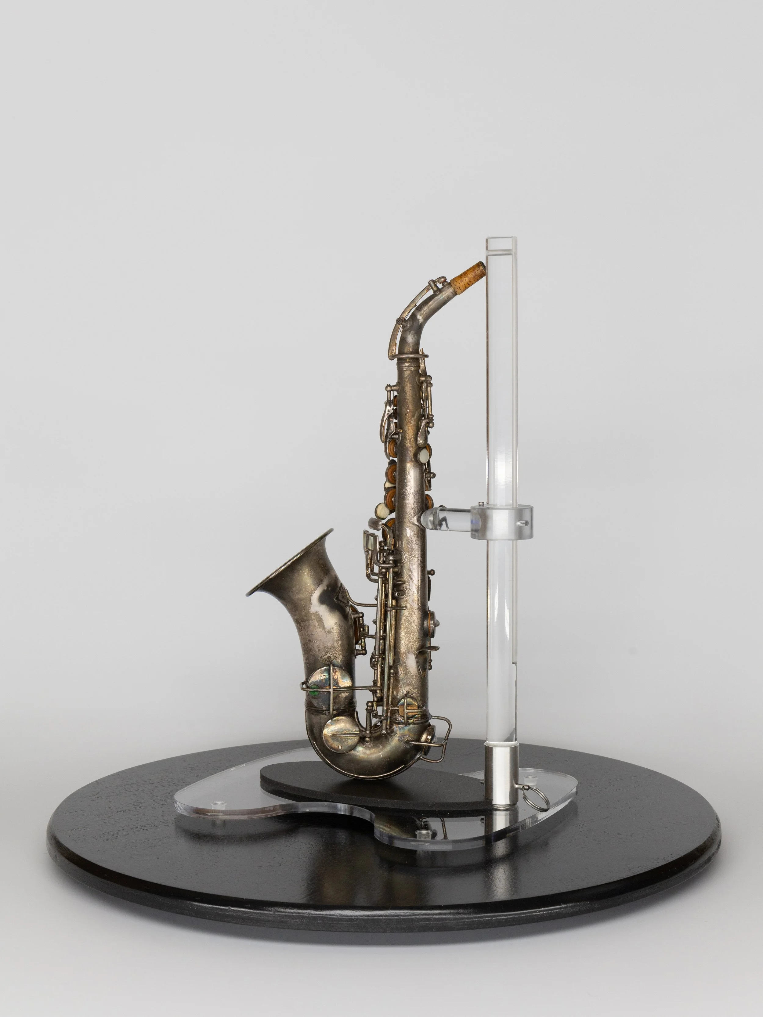 GL-255_A17-26_1923_Conn_New-Wonder_Curved-Soprano-Saxophone_4