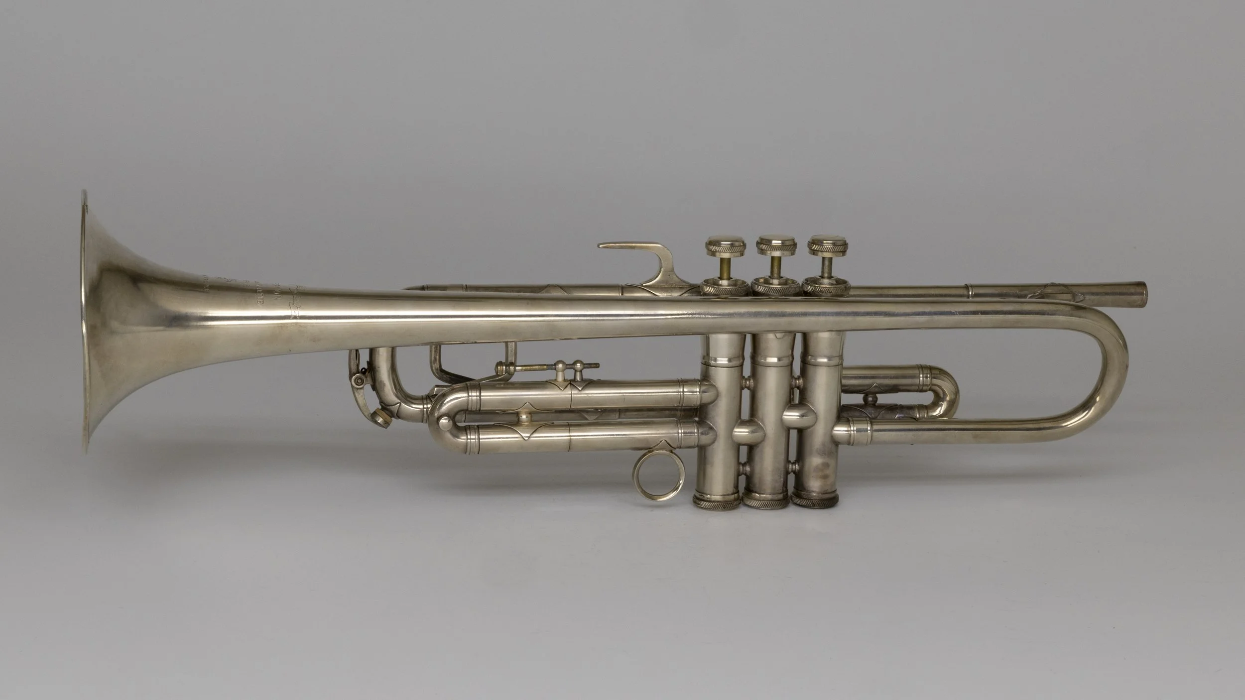 GL-295_A2-42_1948_Couesnon_Trumpet_1283