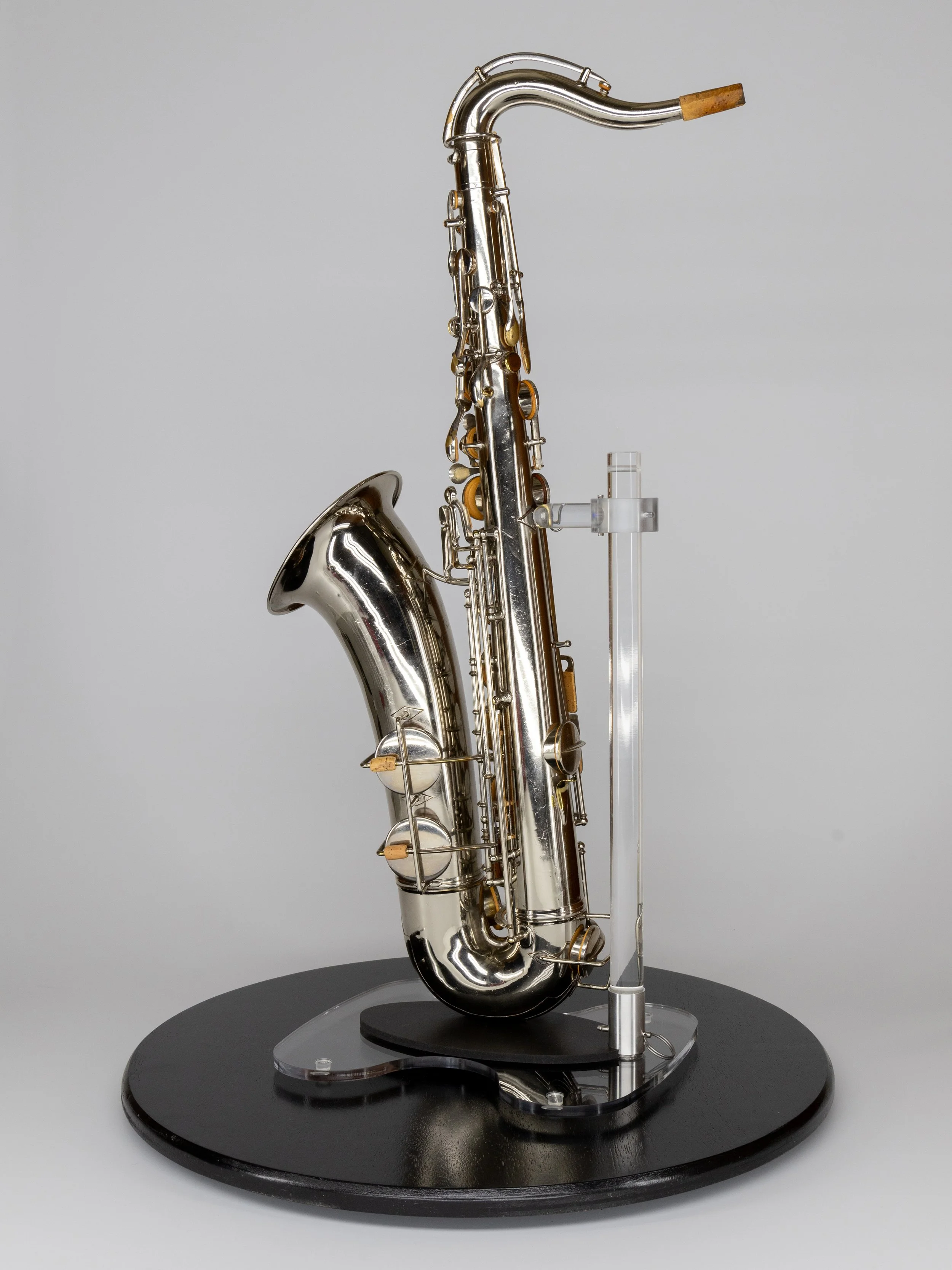 GL-204_A17-09_c1895_Conn_Wonder_Tenor-Saxophone_12