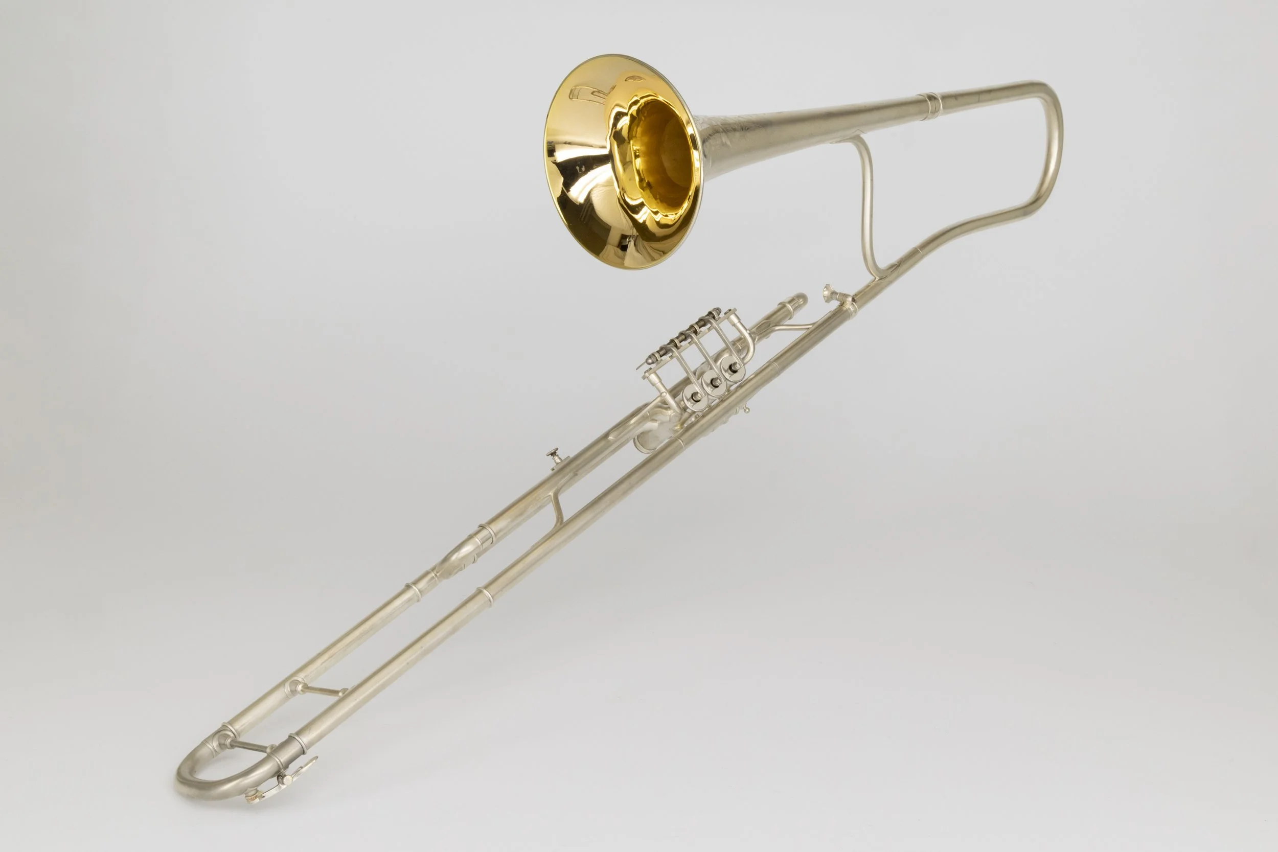 GL-072_A4-13_c1913_Conn_Italian-Model_Lever-Valve_Tenor-Trombone_3285