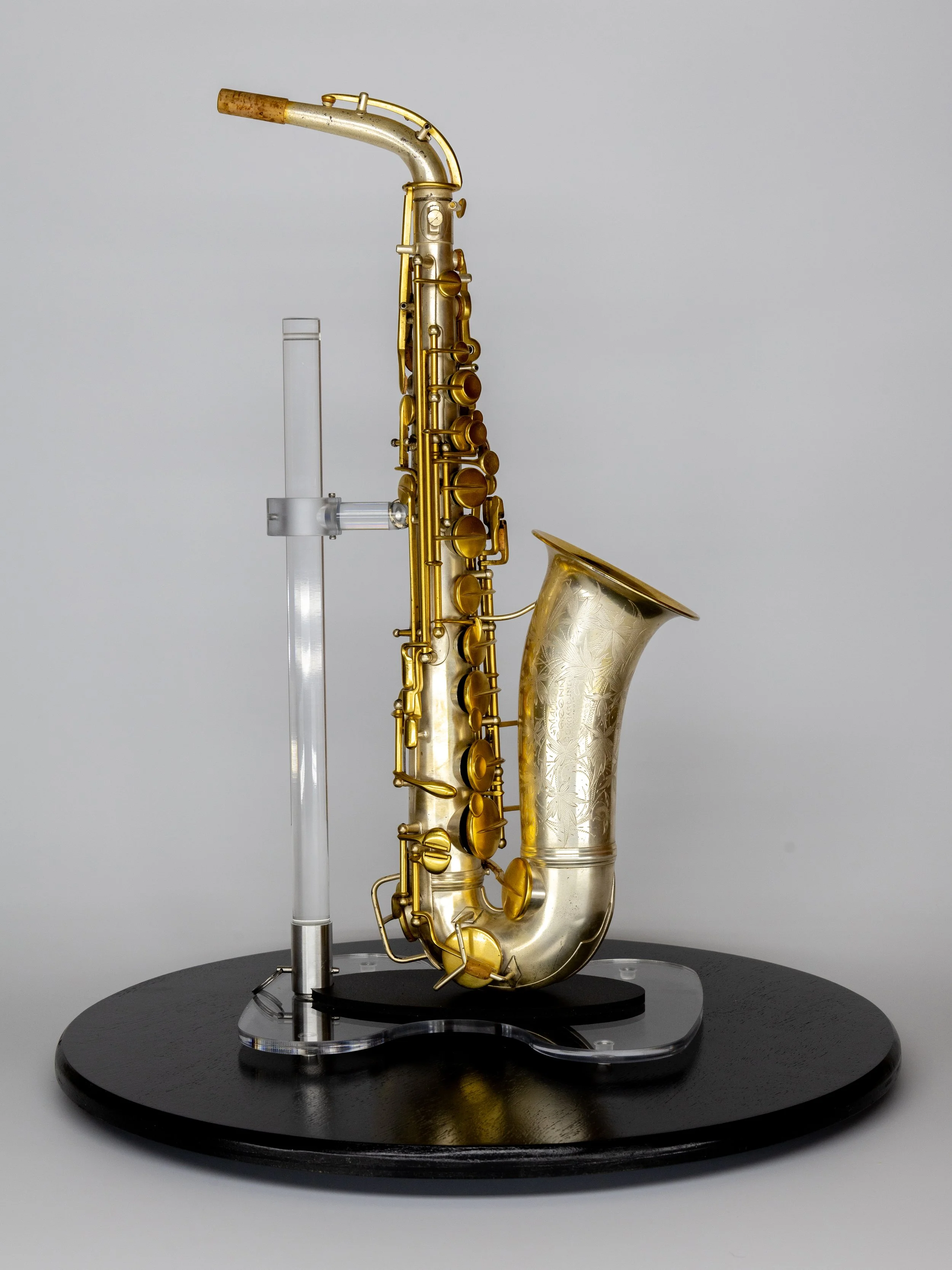 GL-207_A17-12_c1895_Conn_Wonder_Alto-Saxophone_2
