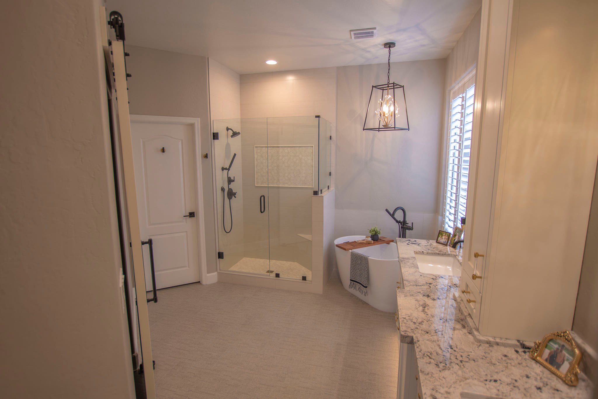 Kathy bathroom 2.jpg