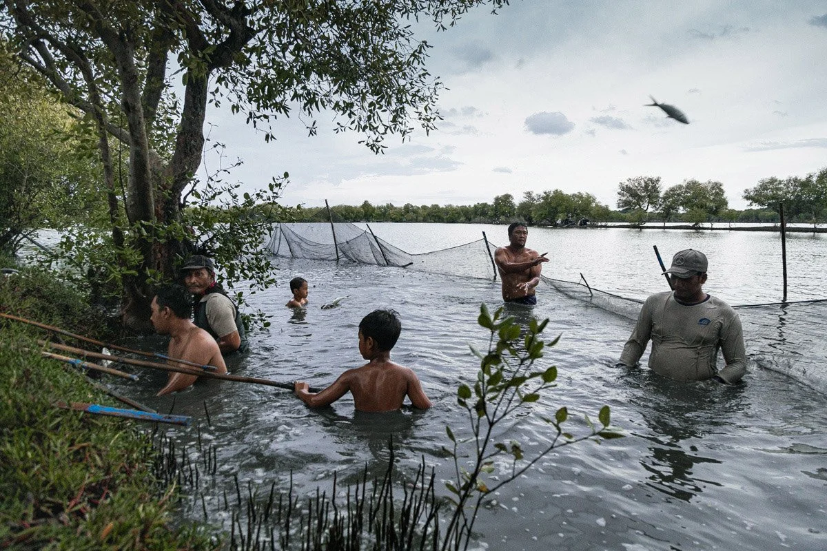 Long term project on climate change issues, environmental storytelling by Indonesia documentary photographer.