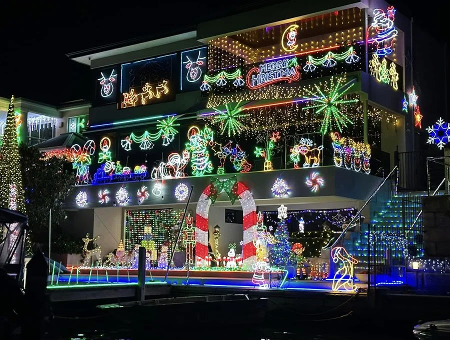 Christmas lights 1.jpg