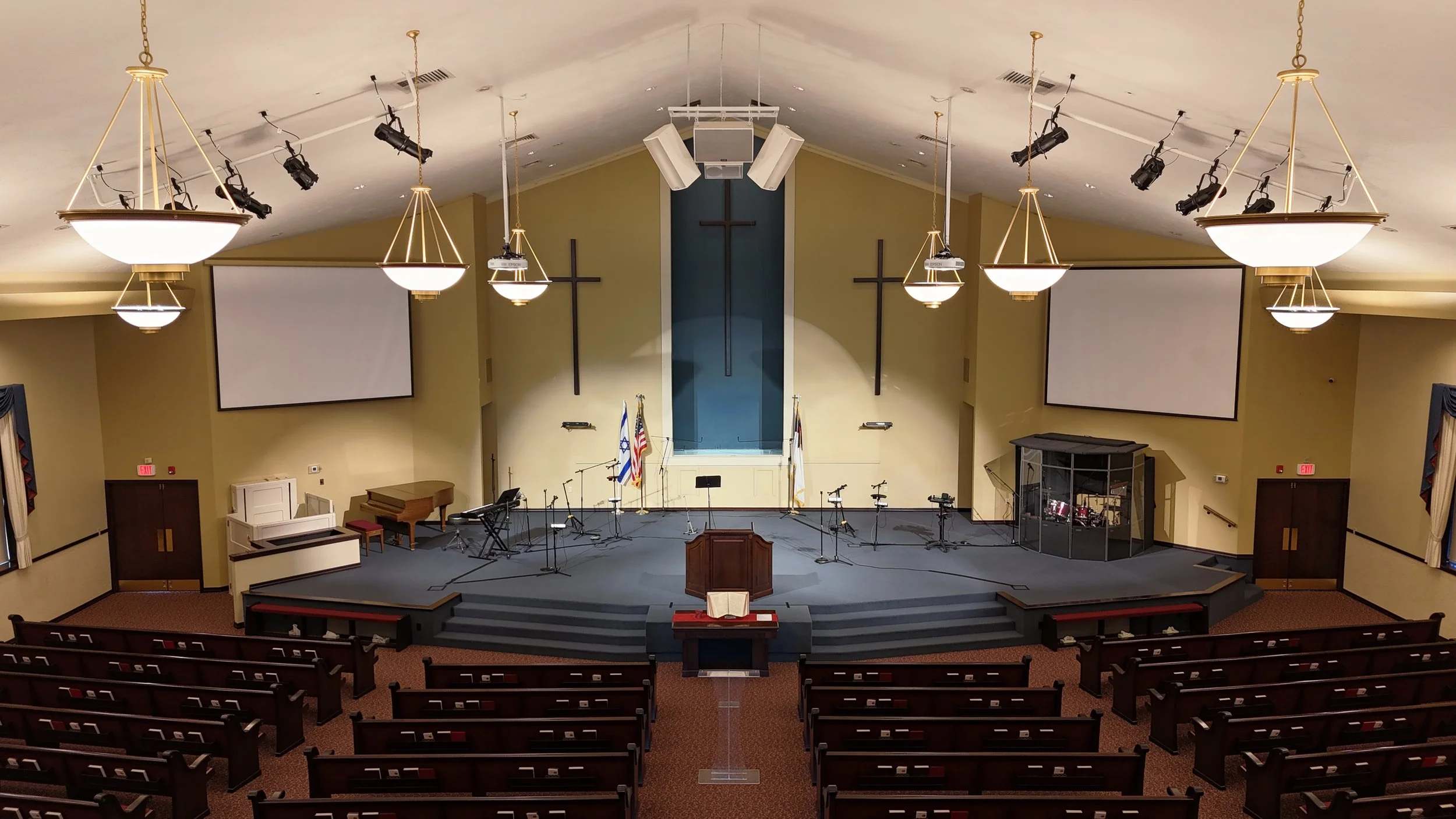 Harrisburg First Assembly of God Church - Harrisburg, PA (Interior)