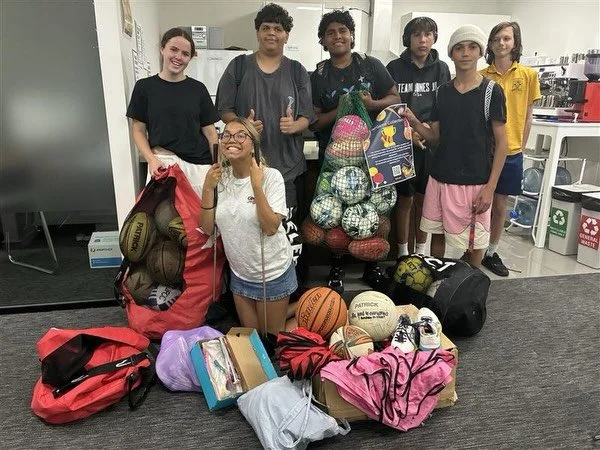 Last month we had the pleasure of receiving this awesome haul of pre-loved sports equipment thanks to the students in the Aboriginal School-Based Training Program at @vts.training 💪🏽 As part of their Group Community Project the students collected d