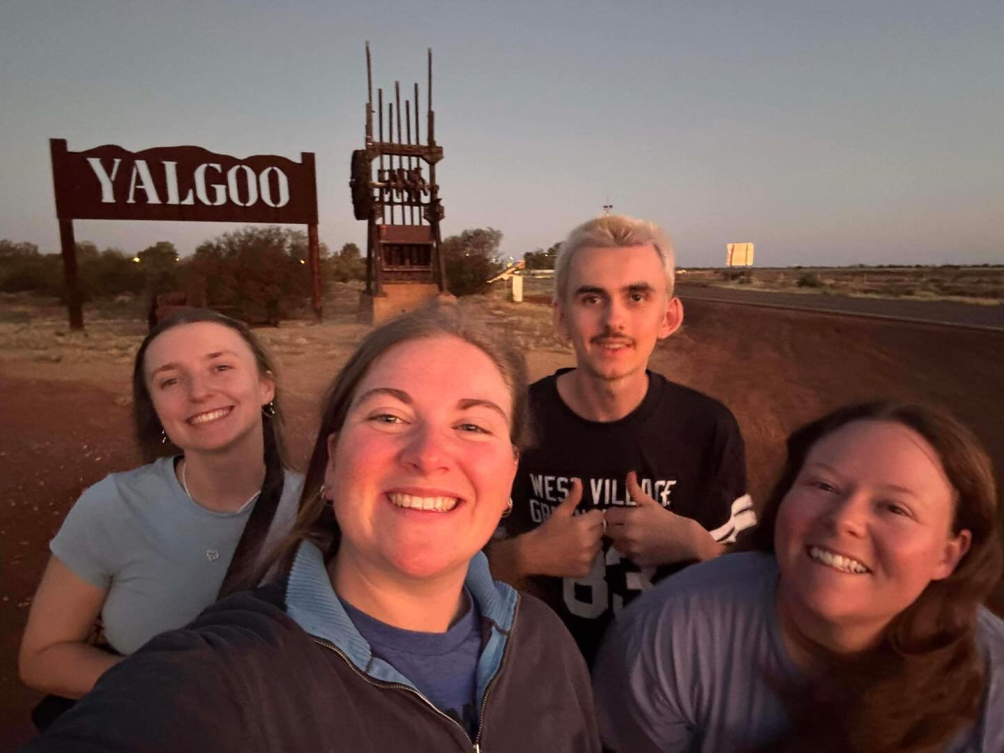 Throwback to a beautiful week in the Mid West late last year 🌅 Our team had a wonderful time in Yalgoo and Pia Wadjarri running our Fit &amp; Healthy in the Outback program 🍊 Plenty of Game On! and Healthy Communities activities were run, particula