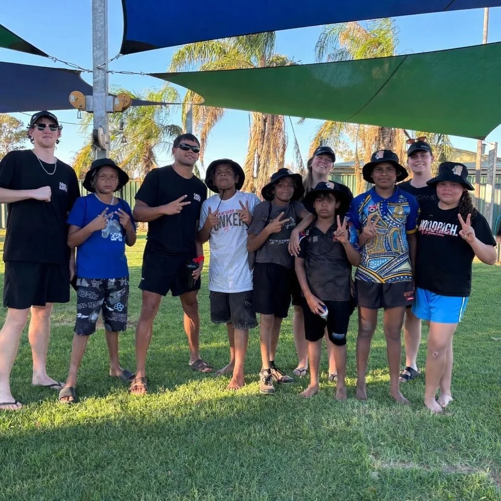 Yesterday our team held an epic Game On! session followed by a community cook up at the Mount Magnet pool! 🥳 It was a pleasure to be joined by so many local families, with everyone sharing delicious veggie filled burgers and fresh fruit! 🥬🍅🍊🍌 A 
