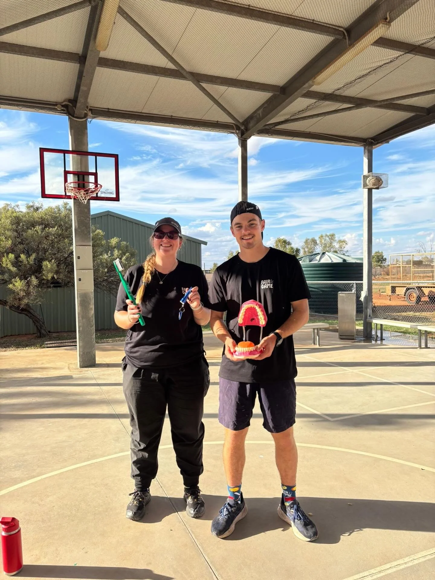 Back in the sunny Mid West! ☀️ This week our team are having a blast in Pia Wadjarri and Yalgoo running our Game On! and Healthy Communities programs 😎 Highlights have included Healthy Smiles, Healthy Hands and a delicious community cook up of veggi