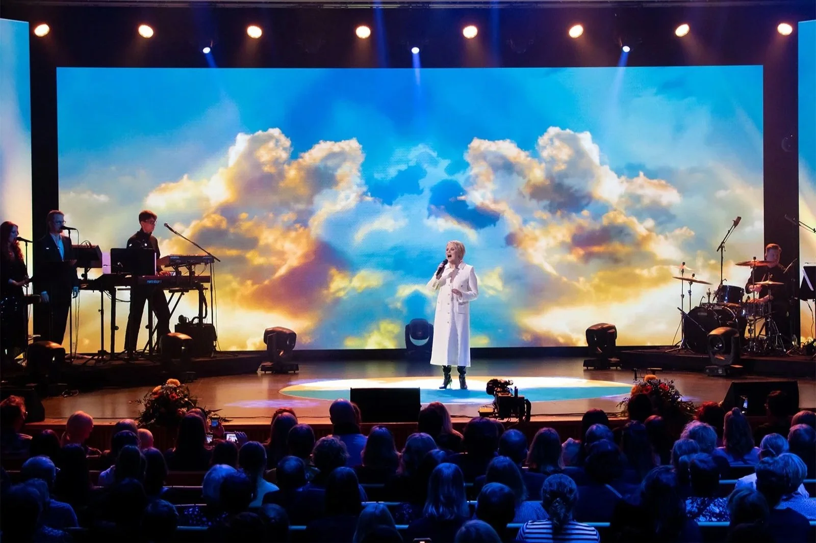 Yle, Apua Ukrainaan, 2022, Katri Helena