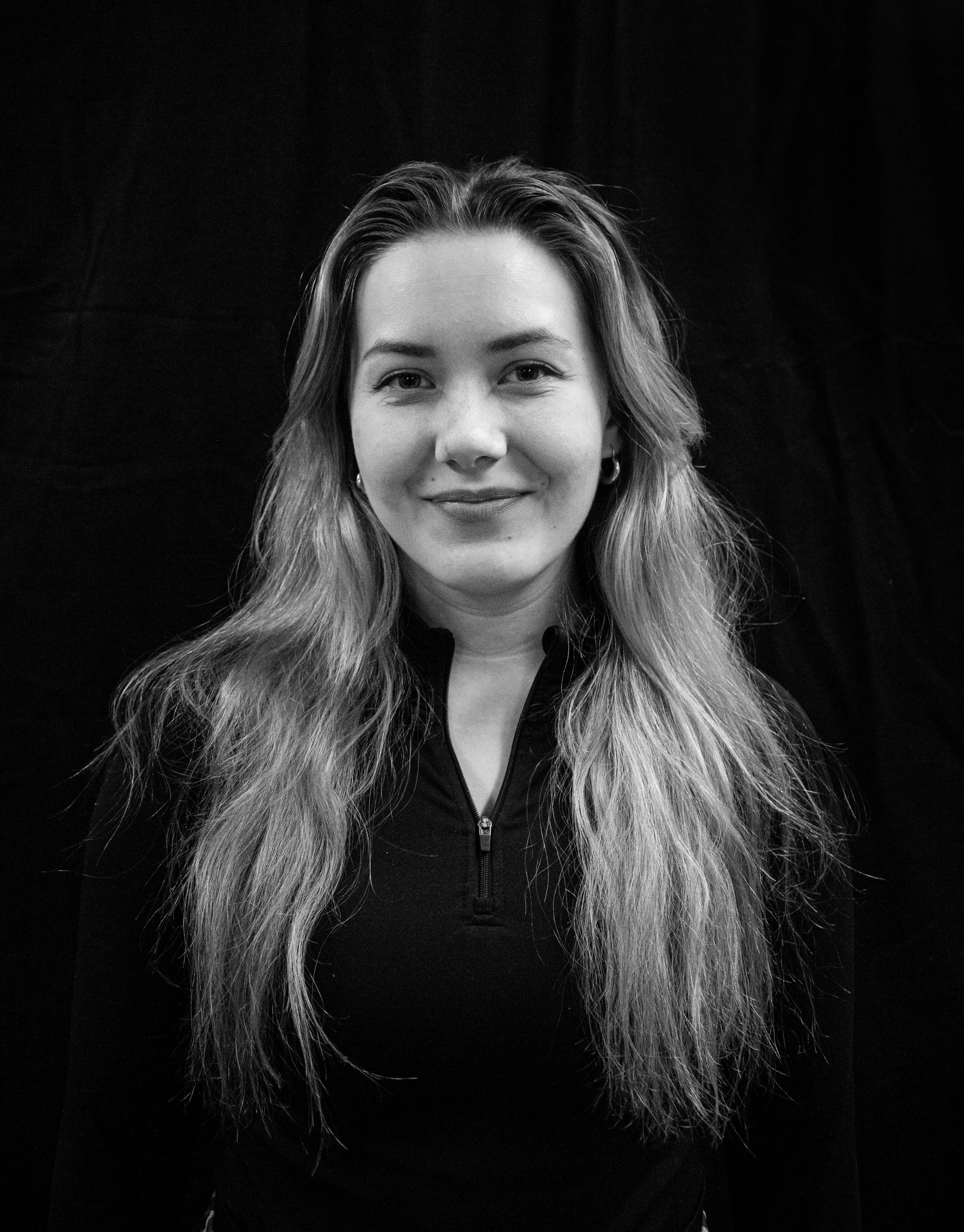 Lauantai_nayttamo_2026_4_BW (1).jpg