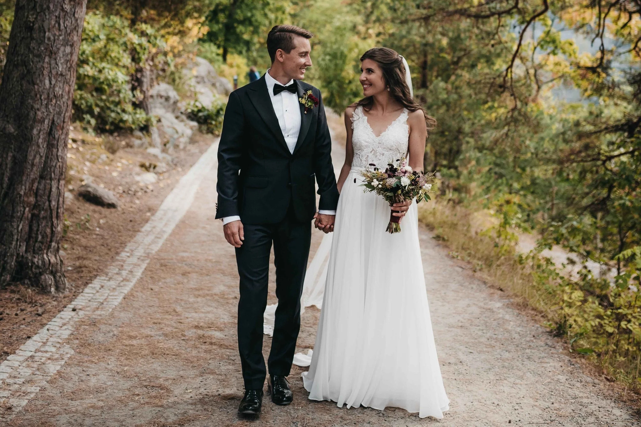 Voyages-and-Vows-44-wedding-forest.jpg