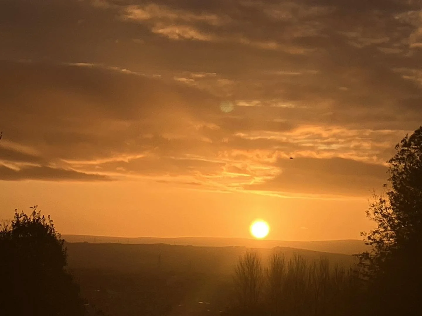 Beautiful autumn sunrise this morning 🍂 🧡