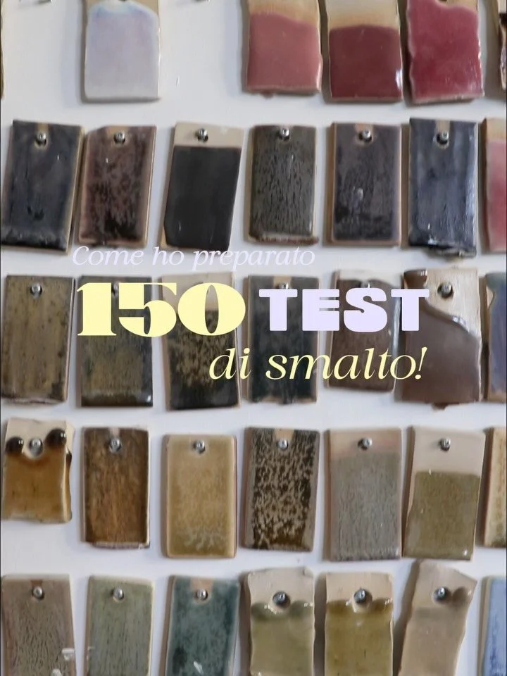 Ma li fai tu da zero gli smalti?! 😱
Eh s&igrave; ragazzi, da zero! Si parte dagli elementi base, si diventa Il Piccolo Chimico per qualche giornata e si fanno 150 test di smalti differenti, con basi differenti e colori differenti&hellip; per poi sce