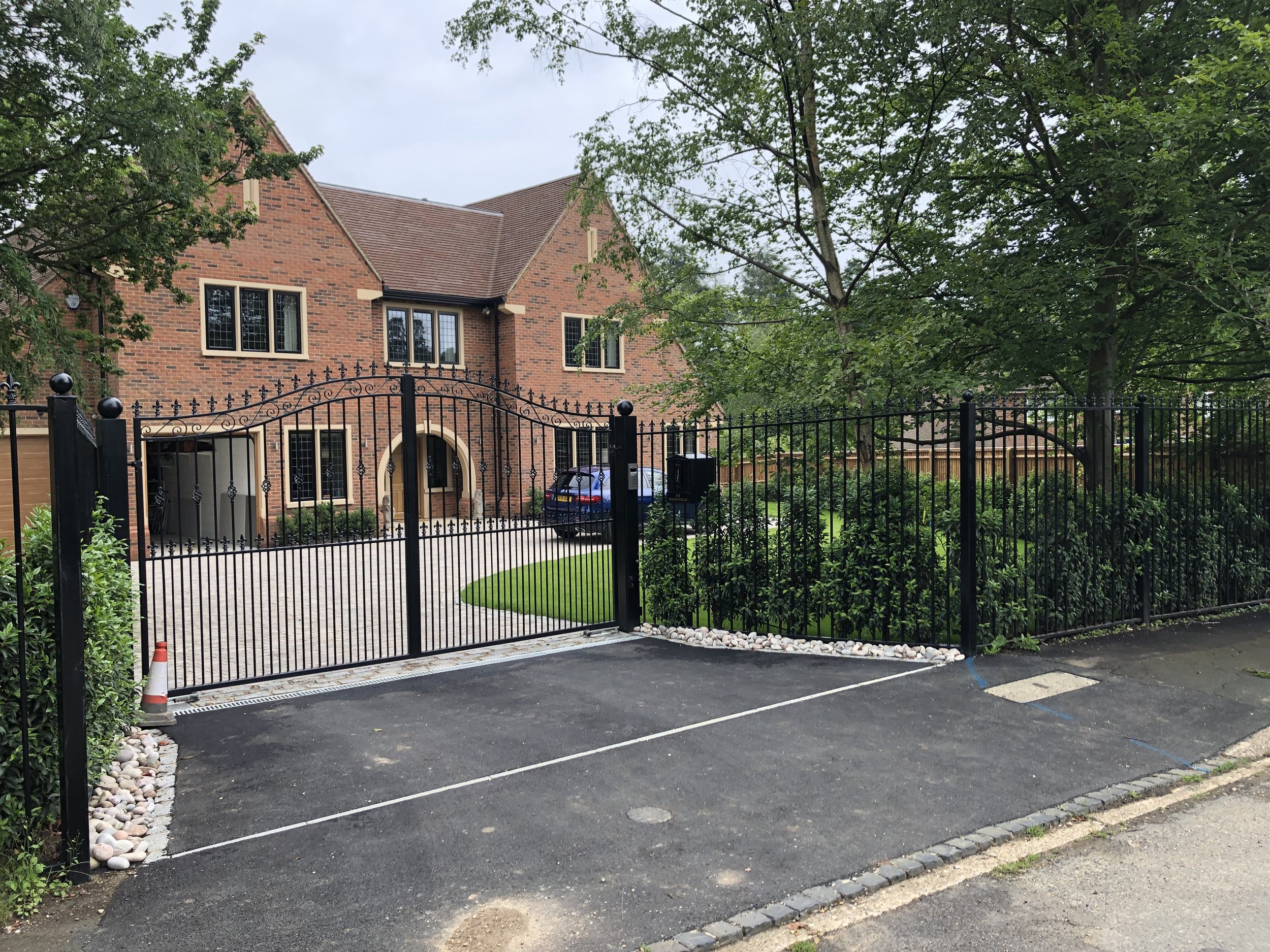 Electric Gates Buckinghamshire — Products — Bill's Gates