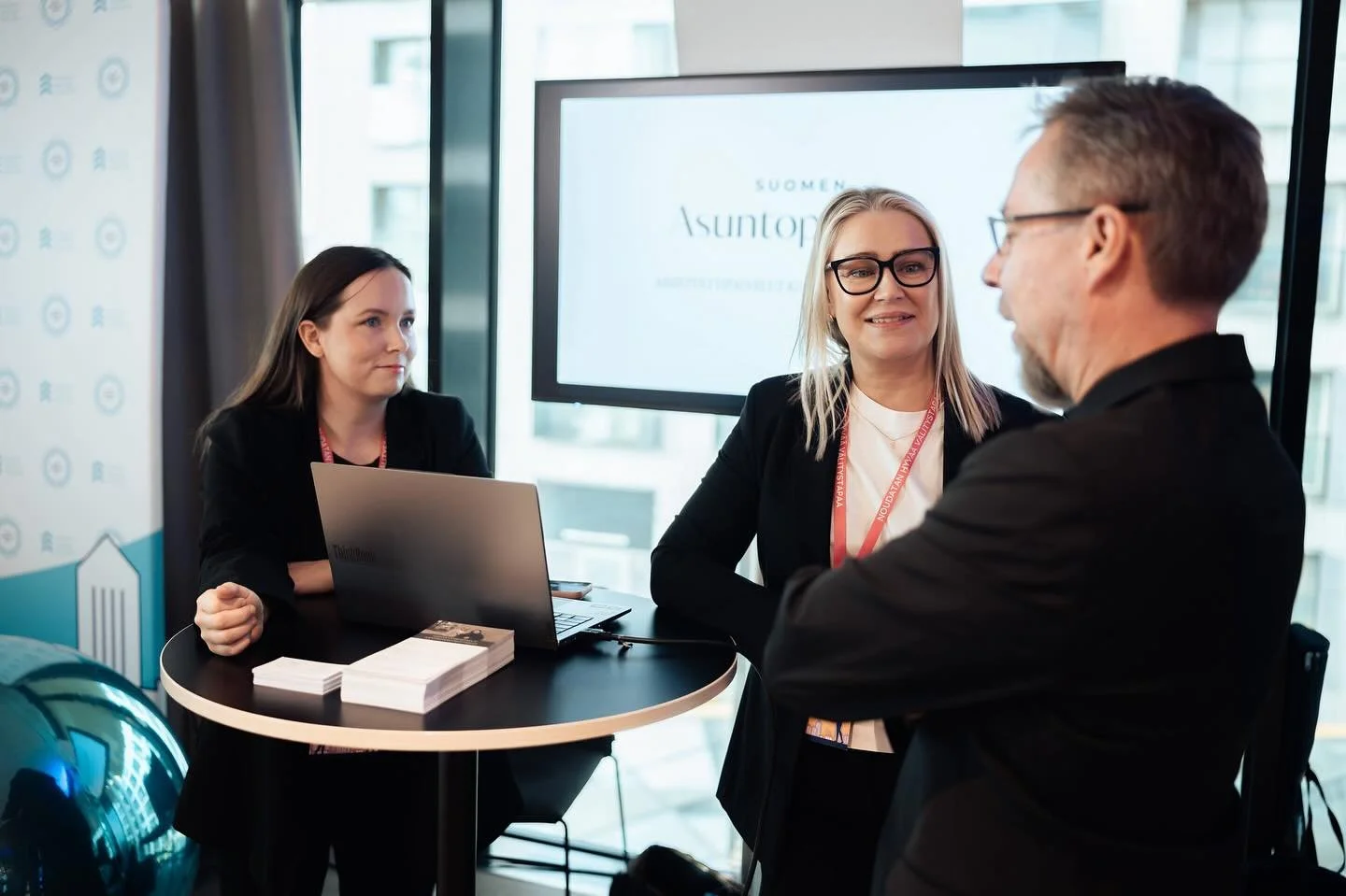 Oli hienoa olla mukana yhteistyökumppanina Hyvän välitystavan päivässä, erinomaisesti järjestetty tilaisuus. 
Oli kiva verkostoitua uusien ihmisten kanssa ja tavata meille jo tuttuja asiakkaita ja yhteistyötah