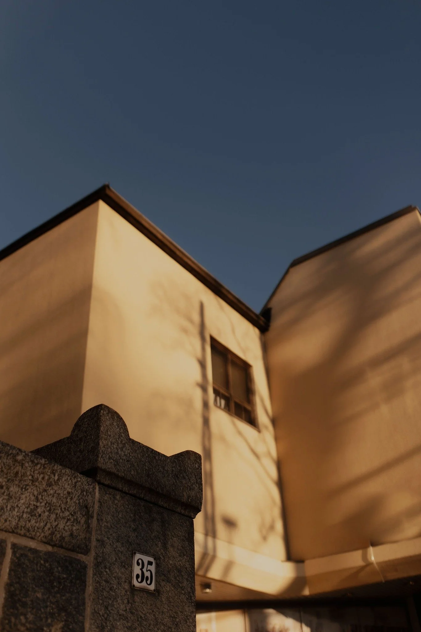 &ldquo;Yhteisty&ouml; on ollut sujuvaa, nopeaa ja ennen kaikkea luotettavaa.&rdquo; 
T&auml;m&auml; kiteytt&auml;&auml; aika hyvin sen, mit&auml; haluamme olla.

#suomenasuntopaperit

kuva @kosunenroosa