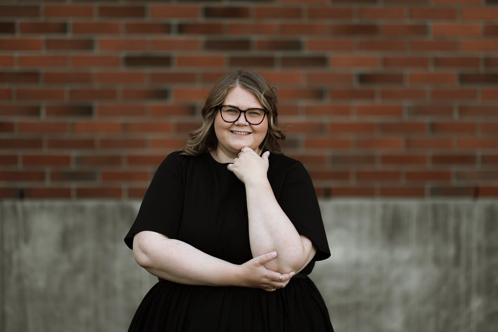 Anni Ker&auml;nen vahvistaa tiimi&auml;mme ✨

Anni on ollut mukana Asuntopapereiden tiimiss&auml; jo kes&auml;st&auml; l&auml;htien, joten nyt on korkea aika esitell&auml; h&auml;net my&ouml;s t&auml;&auml;ll&auml;.

Anni toimii yhteisty&ouml;yritt&a