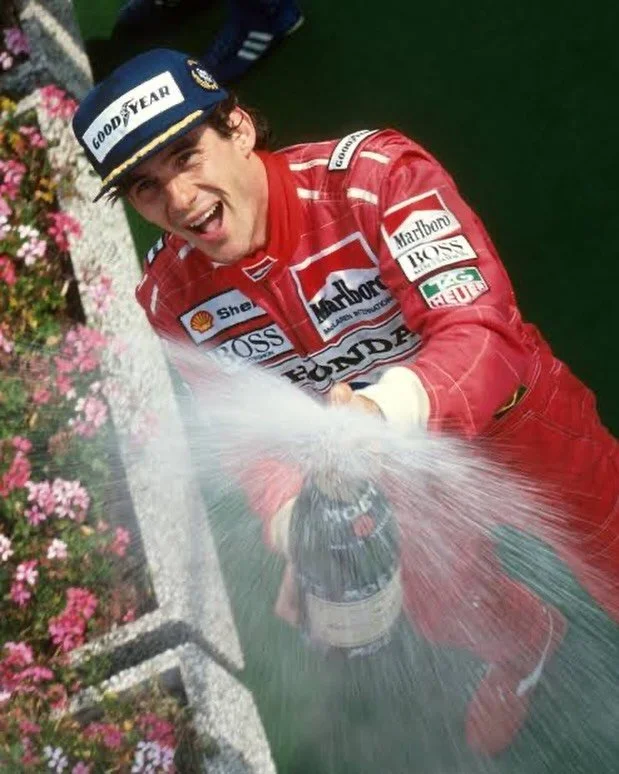 Today we remember a legend of motorsport 🇧🇷 🏆

Photo by @keithsuttonf1 
-
#sennasempre #thegreatest #goat #senna #ayrtonsenna