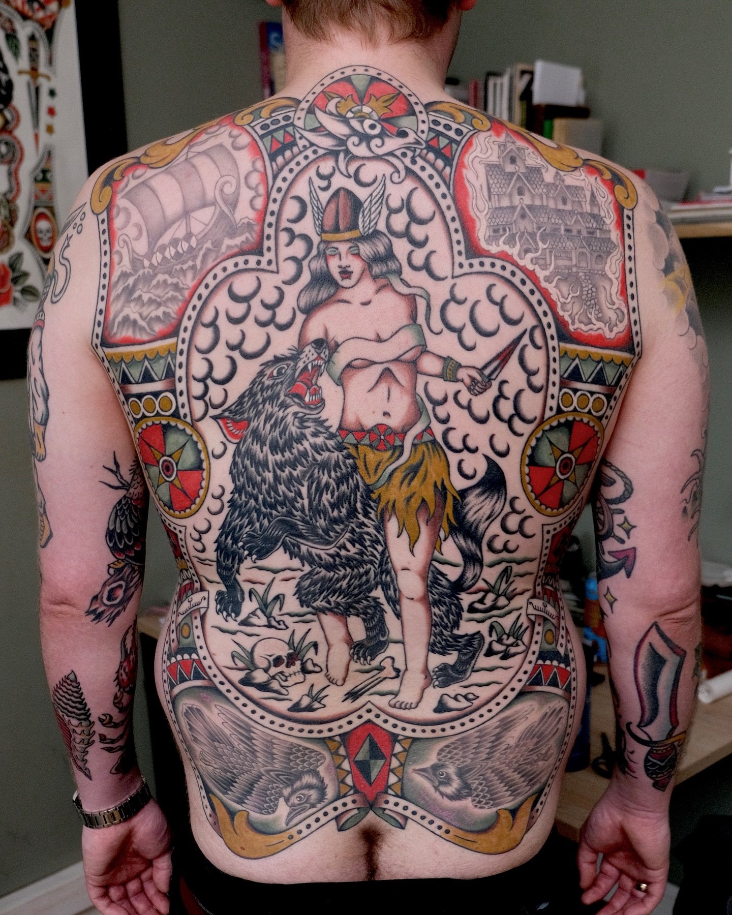 Booking or info: DM, booking@gonewest.org or contact @gonewesttattoo 
.
.
. 
#norwegiantattooers #tattoo #traditionaltattoo #vikingtattoo #norwegiantattoo #valkyrietattoo #wolftattoo #framedtraditionaltattoo #oldschool #backpiecetattoo