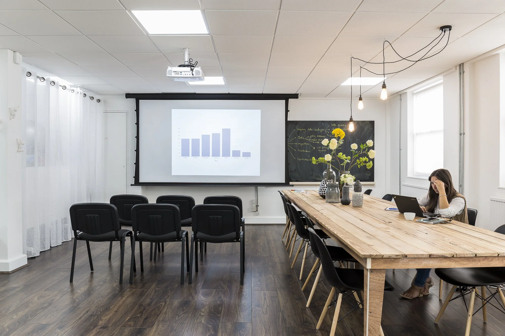 Bhavin-Taylor-Design---Fitzrovia-Office-5.jpg