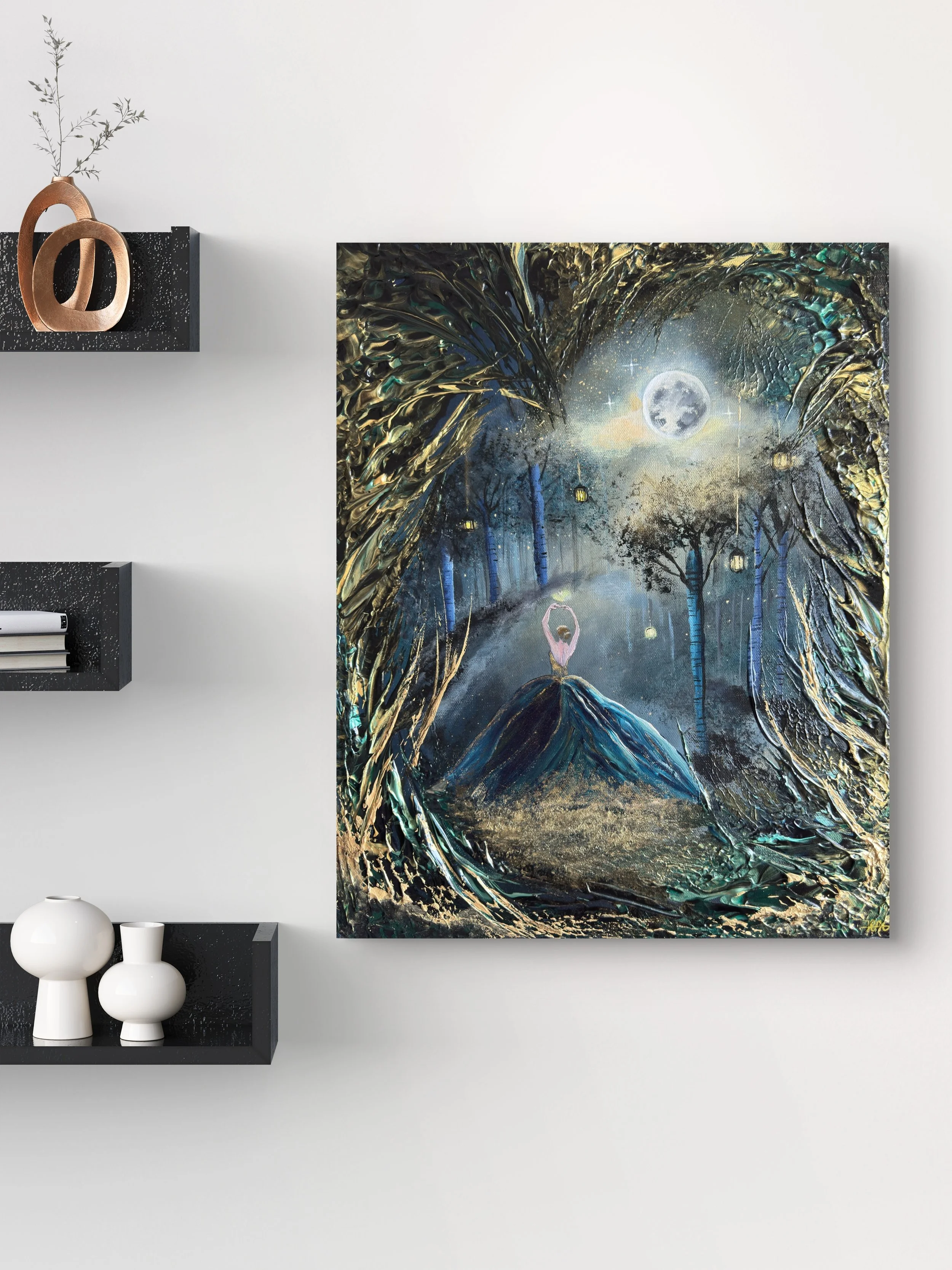 Märchenhaftes Fantasy Gemälde mit Gold kaufen – Handgemalte Waldkunst mit Mondlicht, Tänzerin und magischer Atmosphäre. Original von OSAI ART.