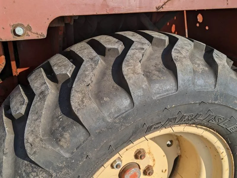 Image of tire wear on a 1997 Ditch Witch 3700 Trencher sold by Maverick, Inc. located in Story City, Iowa
