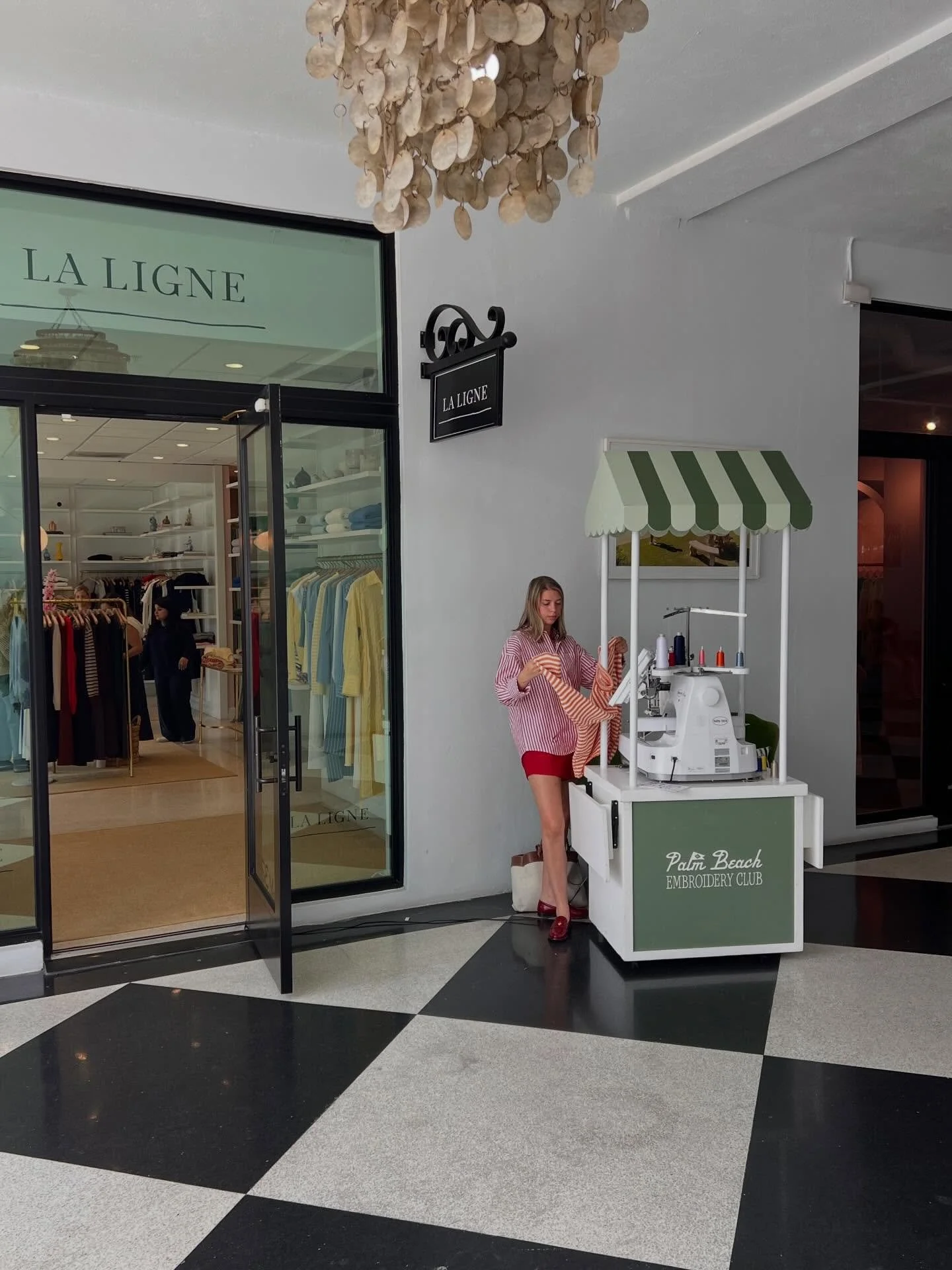 Chain-stitching for @lalignenyc today in sunny Palm Beach 😎🌴🍊🫡