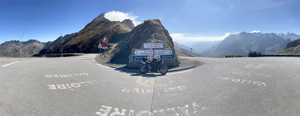 A Guide to the Best Motorcycle Passes in the Alps