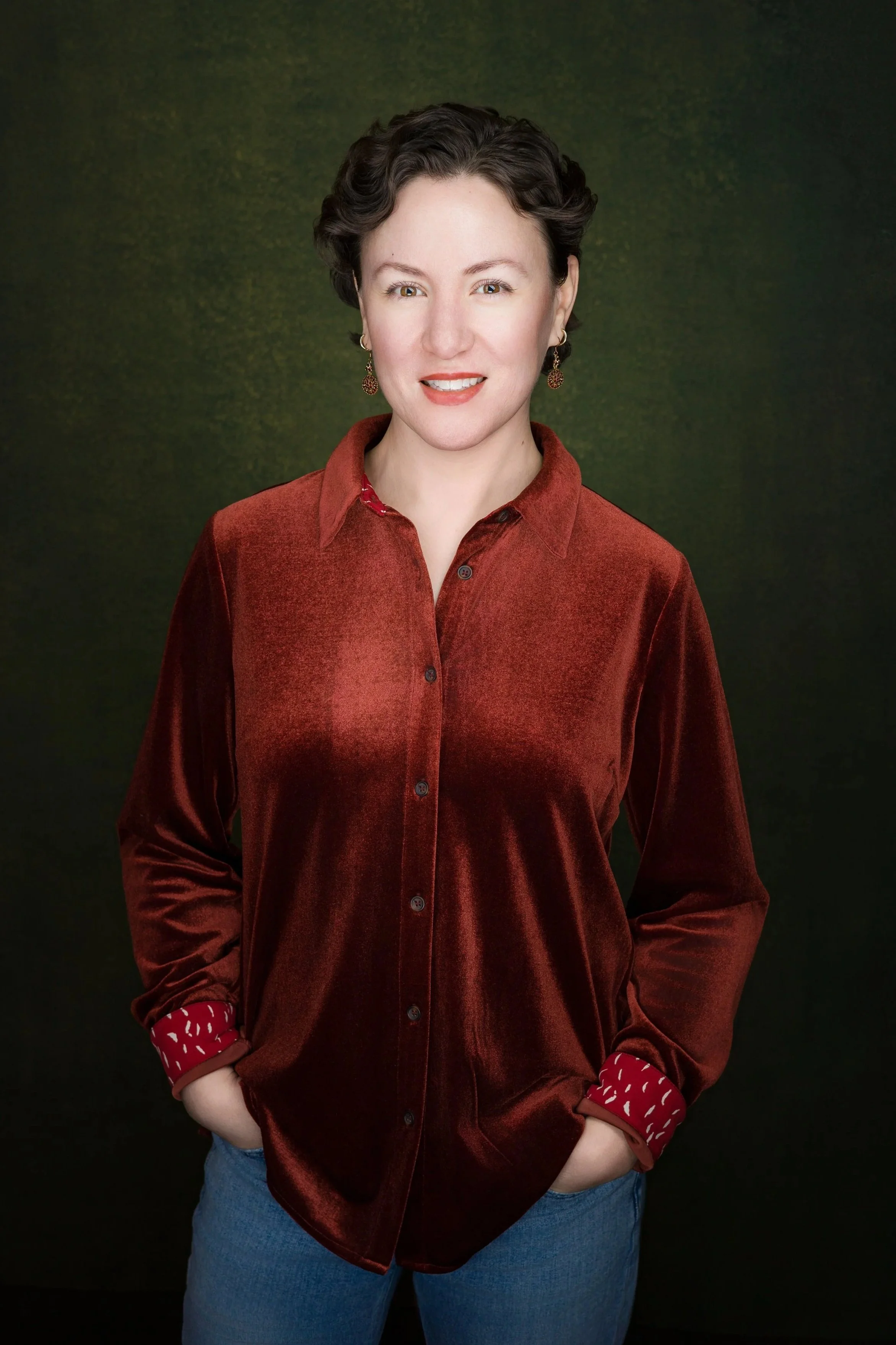 Julie+Balgavy-Headshot6.jpg