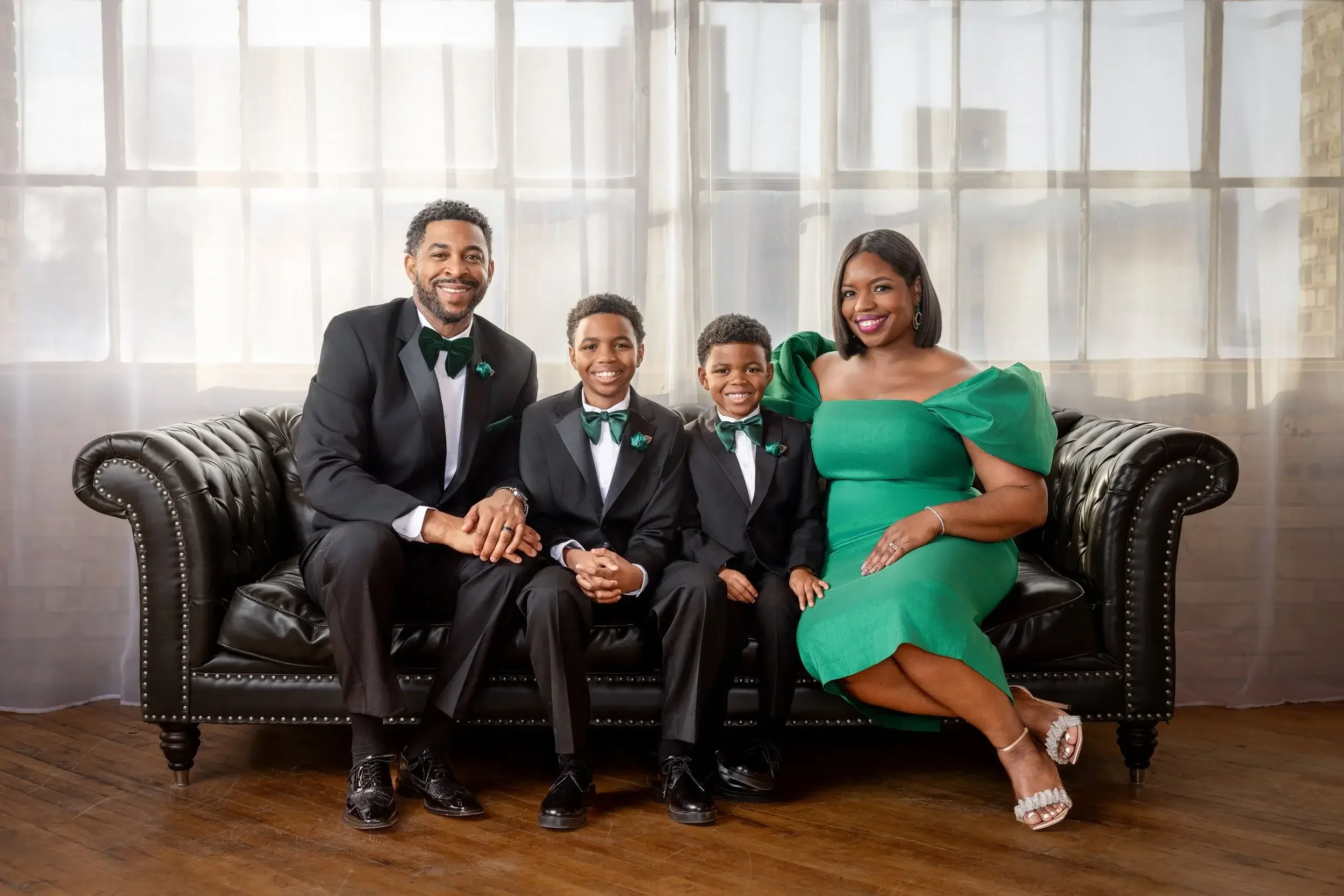 Family+Portrait+Studio-111.webp