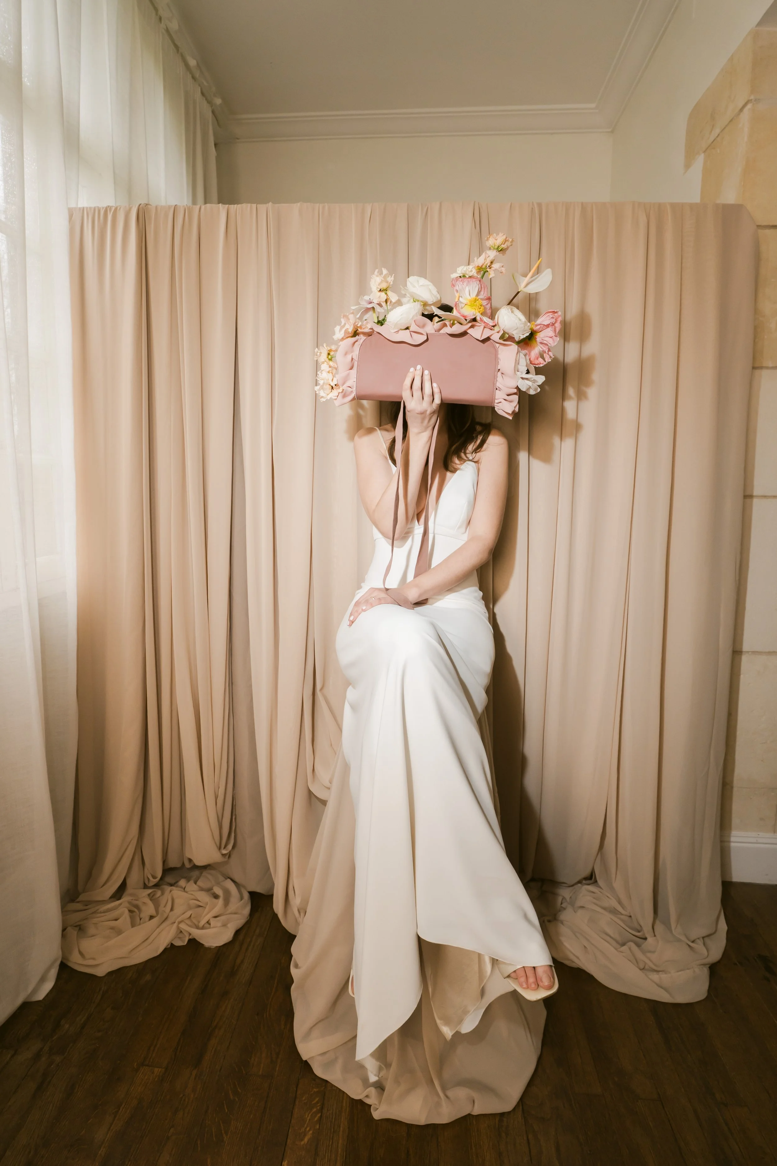 Pochette_fleurie_tendance_mariage_2027