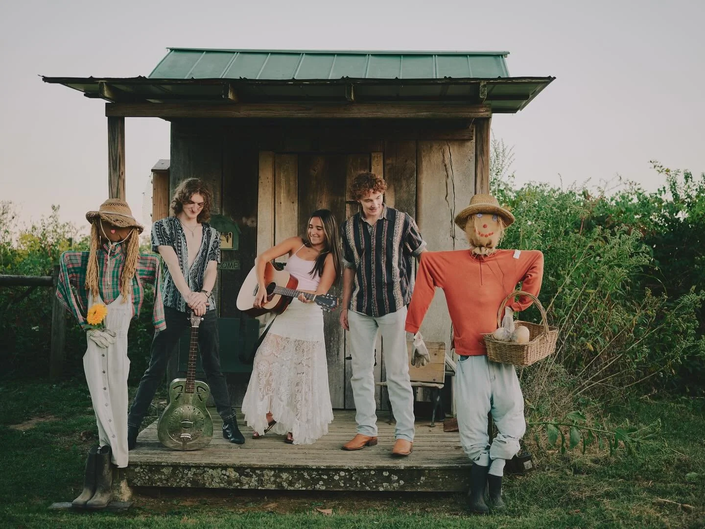 my favorites from our recent @thistleridgeband photoshoot. back to elon tomorrow for a froggs show on Friday (9:30 pm see yall there! @dafatfrogg ), and our new song G-O-L-D-E-N Cost drops the same day. exciting things :)

📸: @michaelbennettyt